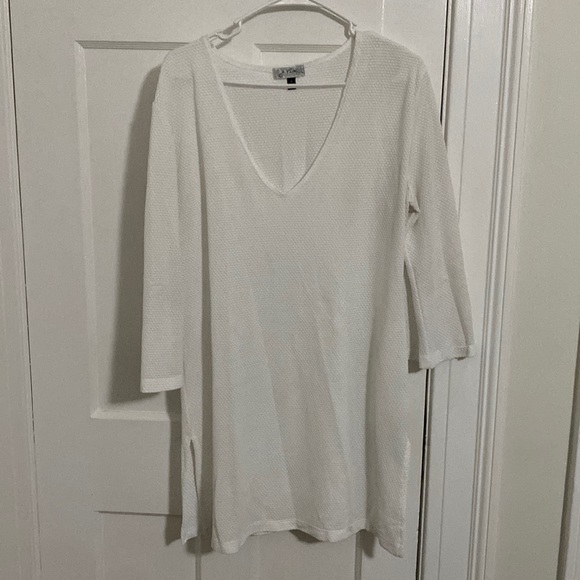J Valdi white long sleeve tunic - Picture 1 of 3